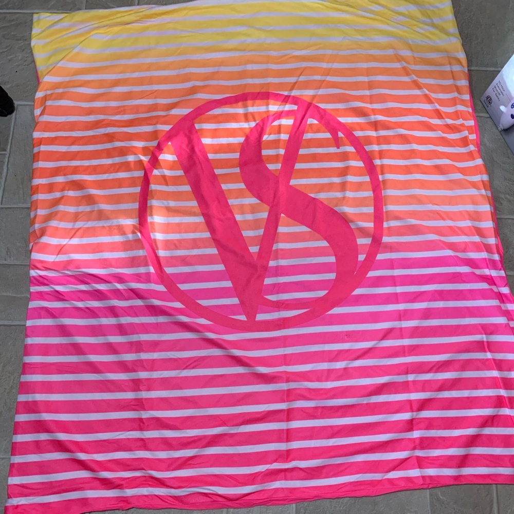 Victoria's Secret Beach/Picnic Blanket